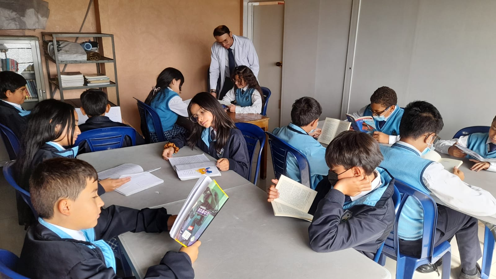 BIBLIOTECA1
