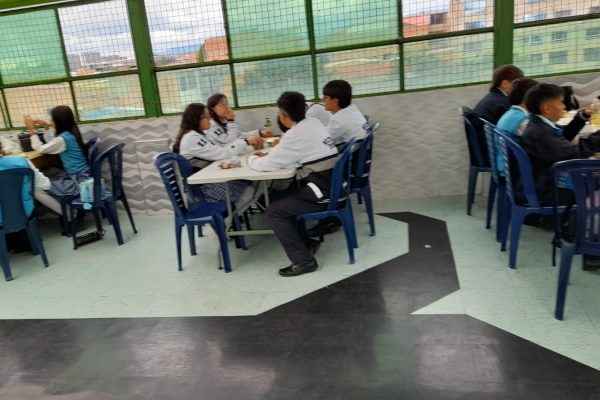 CAFETERIA3