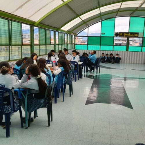 CAFETERIA4