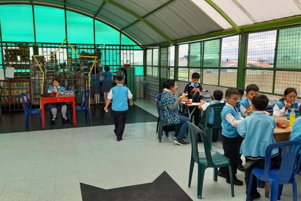 CAFETERIA5